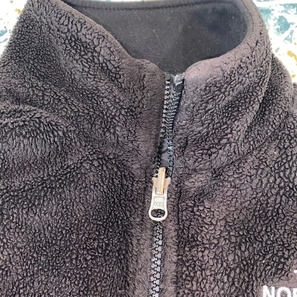 The North Face black fleece jacket size medium - Picture 10 of 10